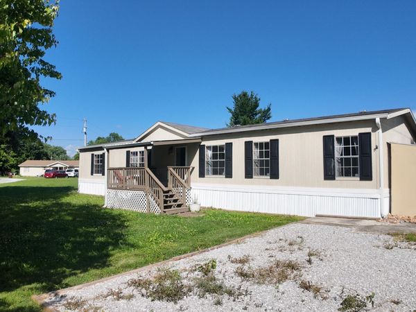 204 Pin Oak Lane , Billings, MO 65610