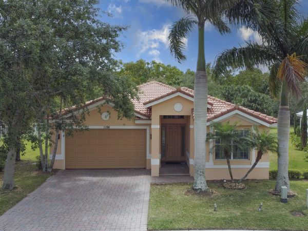 1196 SE Fleming Way, Stuart, FL 34997