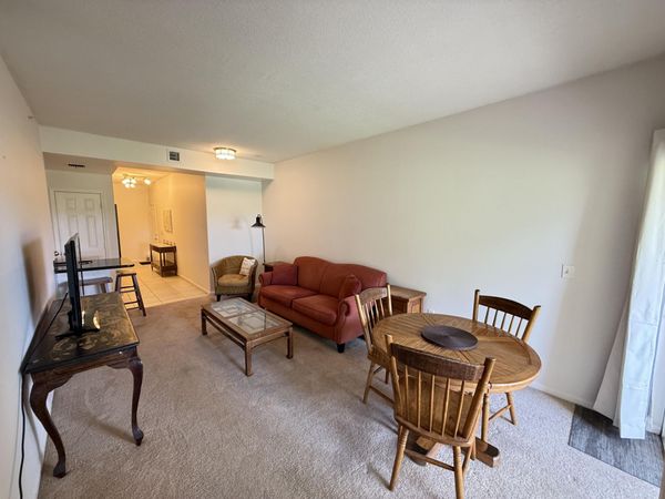 2080 Greenview Shores Boulevard, Unit 402, Wellington, FL 33414