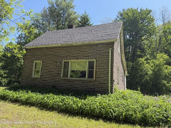 11342 New York 32 , Greenville, NY 12083