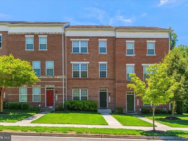 6103 HANLON STREET, CAPITOL HEIGHTS, MD 20743