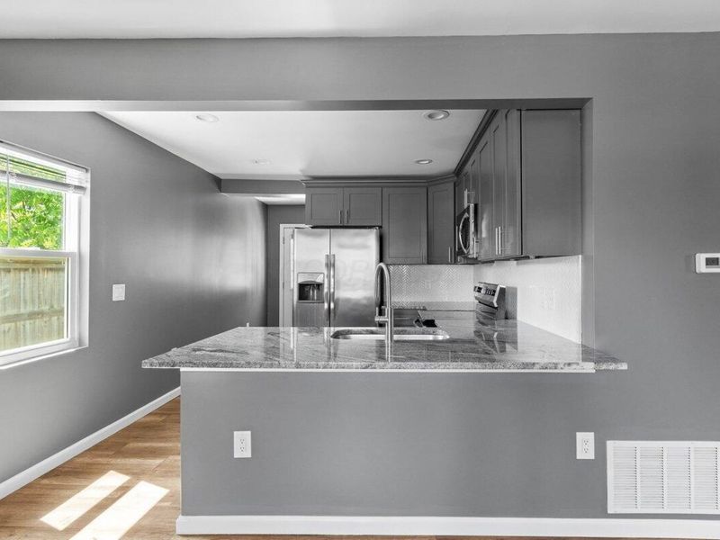 1959 Margaret Avenue, Columbus, OH 43219 Photo 7