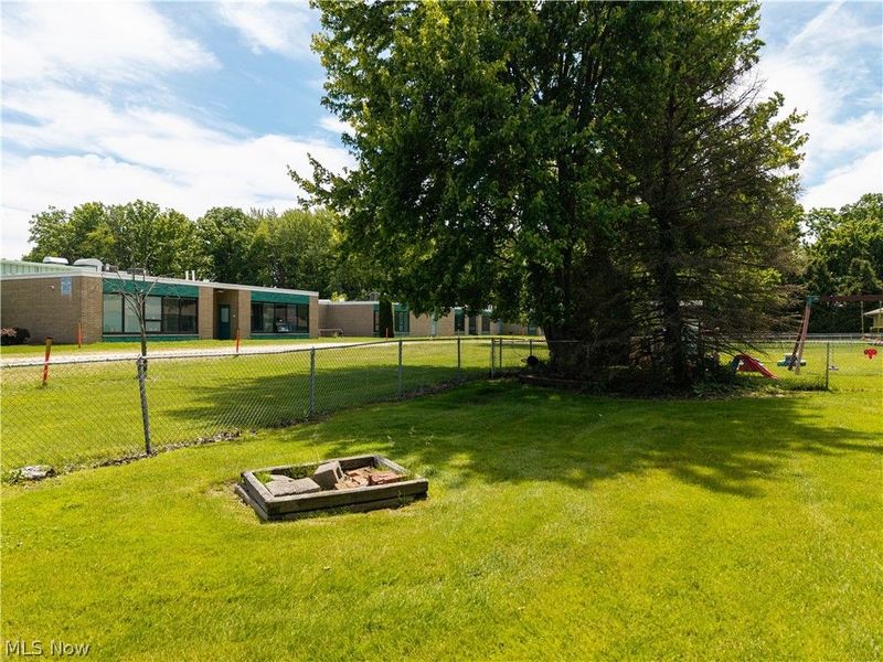 6879 Middlebrook Boulevard, Middleburg Heights, OH 44130 Photo 23
