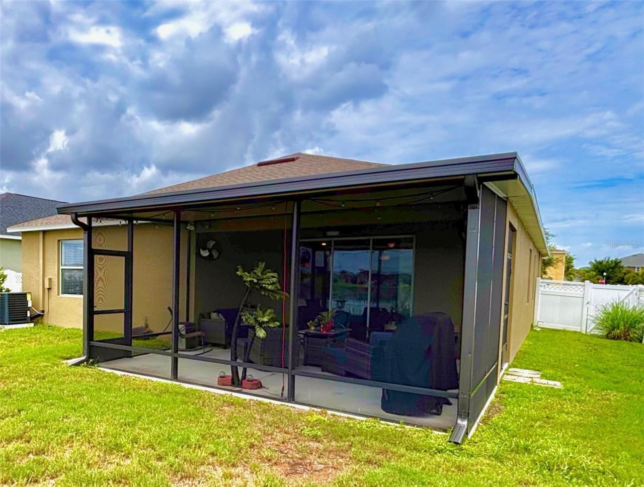 619 Wabash Breeze Circle, Ruskin, FL 33570 Photo