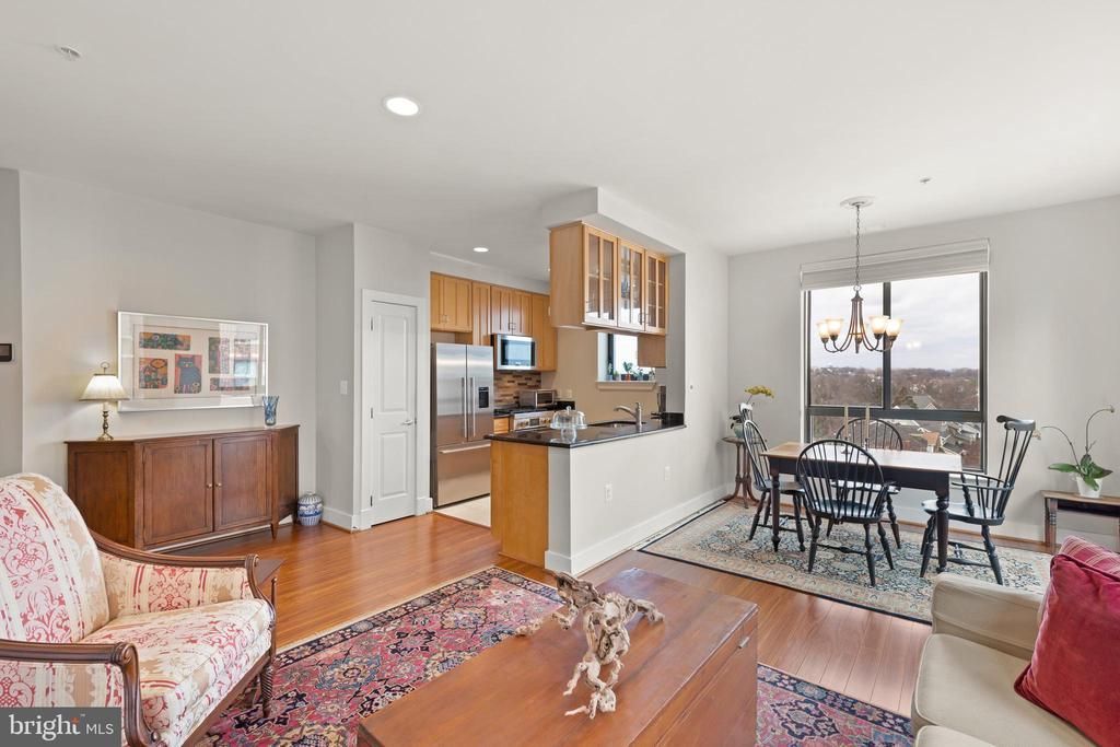 1200 N Hartford Street, Unit 601, Arlington, VA 22201 Main Photo