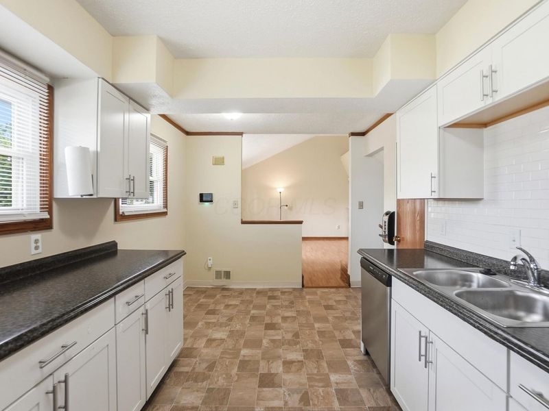 4829 McAllister Avenue, Columbus, OH 43227 Photo 8
