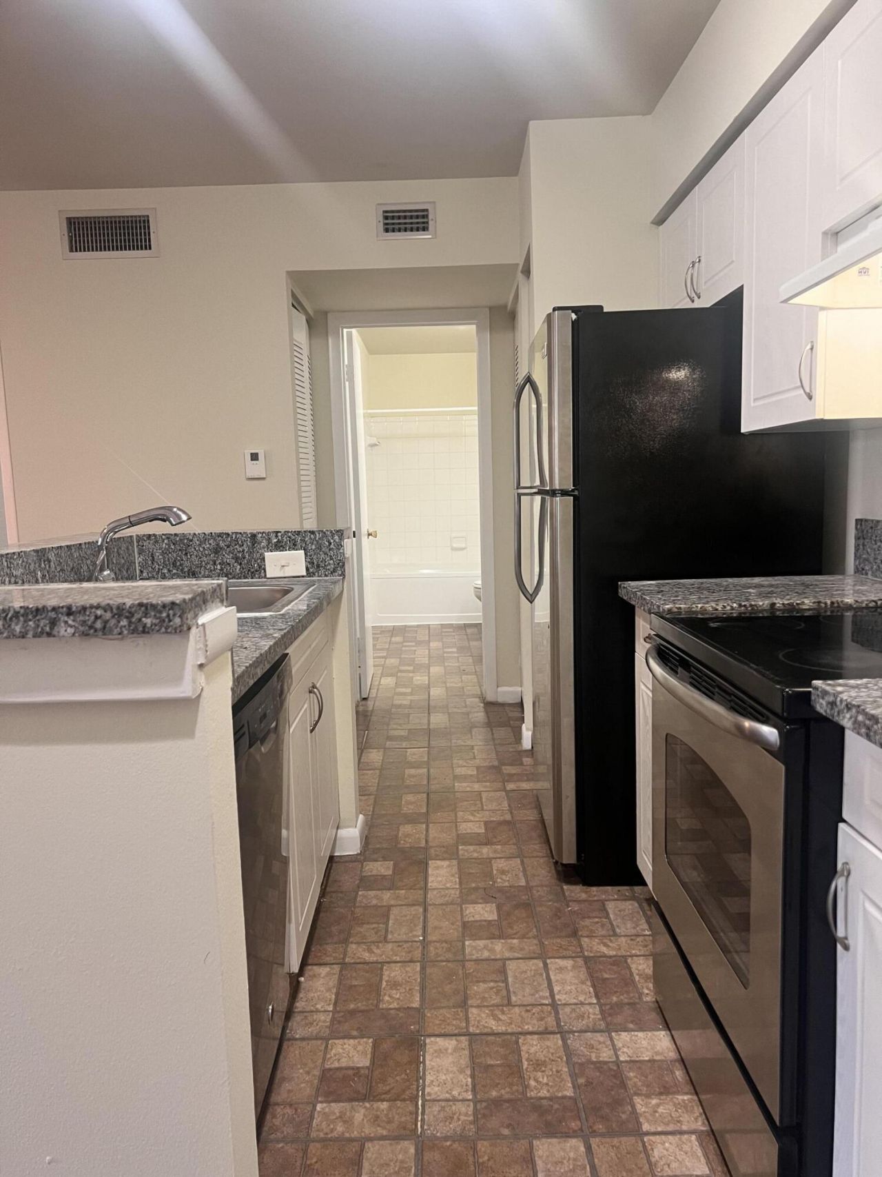 4879 Via Palm Lakes, Unit 615, West Palm Beach, FL 33417 Photo