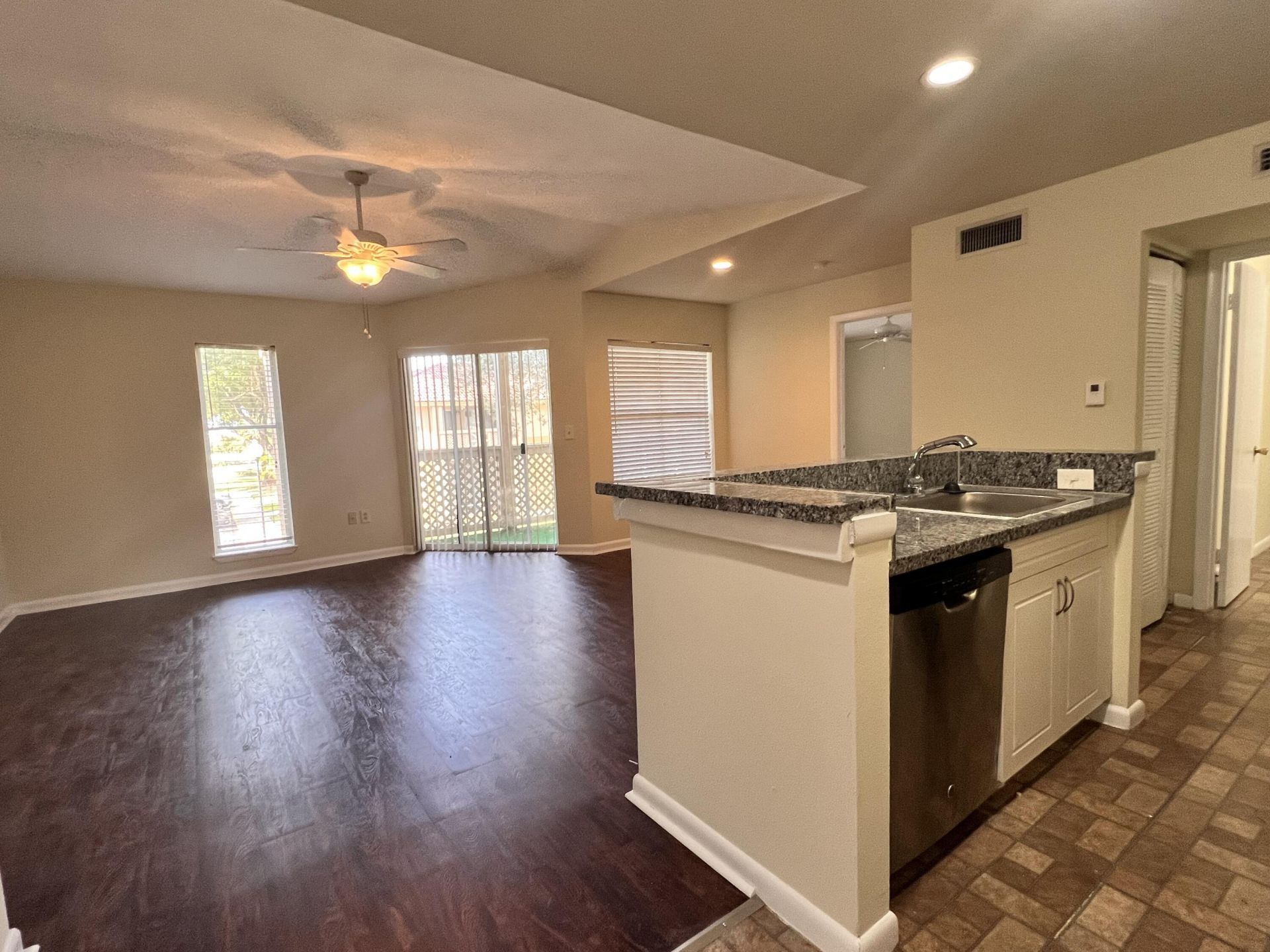 4879 Via Palm Lakes, Unit 615, West Palm Beach, FL 33417 Photo