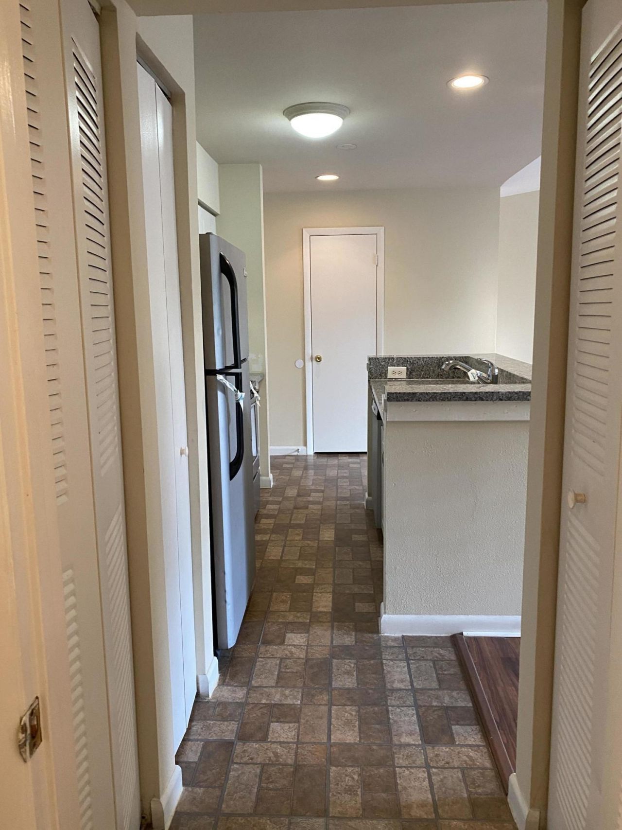 4879 Via Palm Lakes, Unit 615, West Palm Beach, FL 33417 Photo