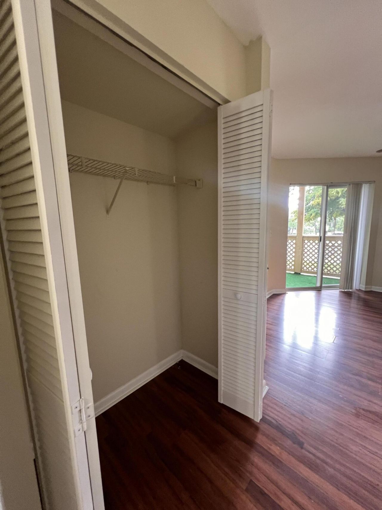 4879 Via Palm Lakes, Unit 615, West Palm Beach, FL 33417 Photo