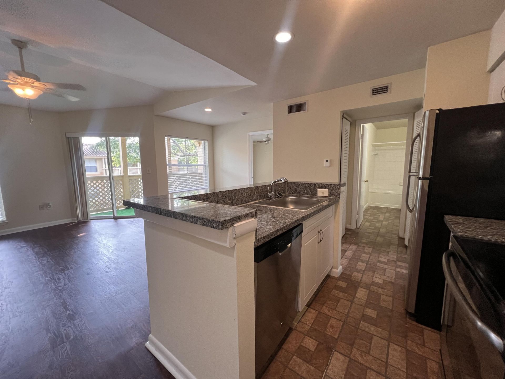 4879 Via Palm Lakes, Unit 615, West Palm Beach, FL 33417 Photo