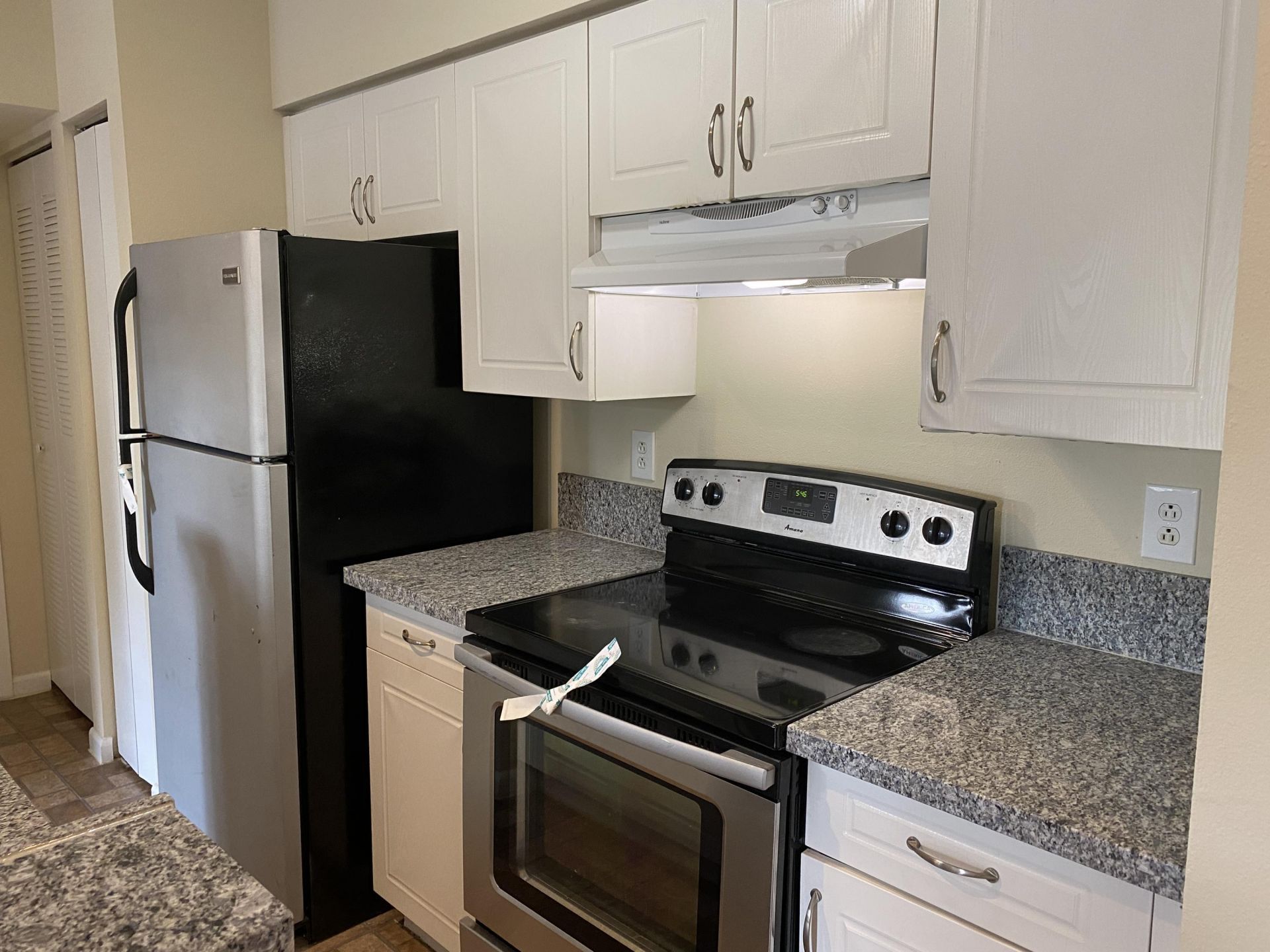 4879 Via Palm Lakes, Unit 615, West Palm Beach, FL 33417 Photo