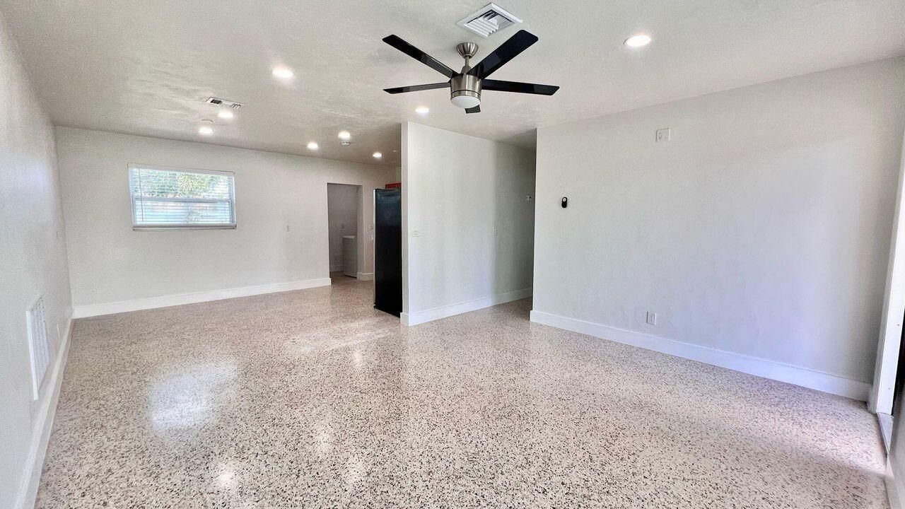 124 Abaco Drive, Palm Springs, FL 33461 Photo