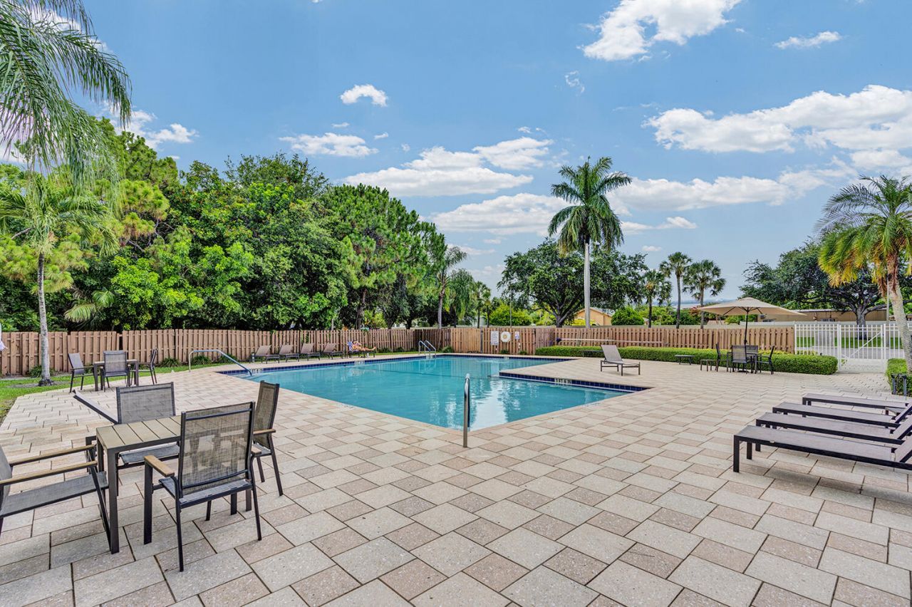 3191 Leewood Terrace, Unit L138, Boca Raton, FL 33431 Photo