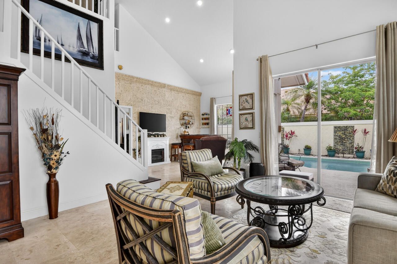 32 Monterey Pointe Drive, Palm Beach Gardens, FL 33418 Photo