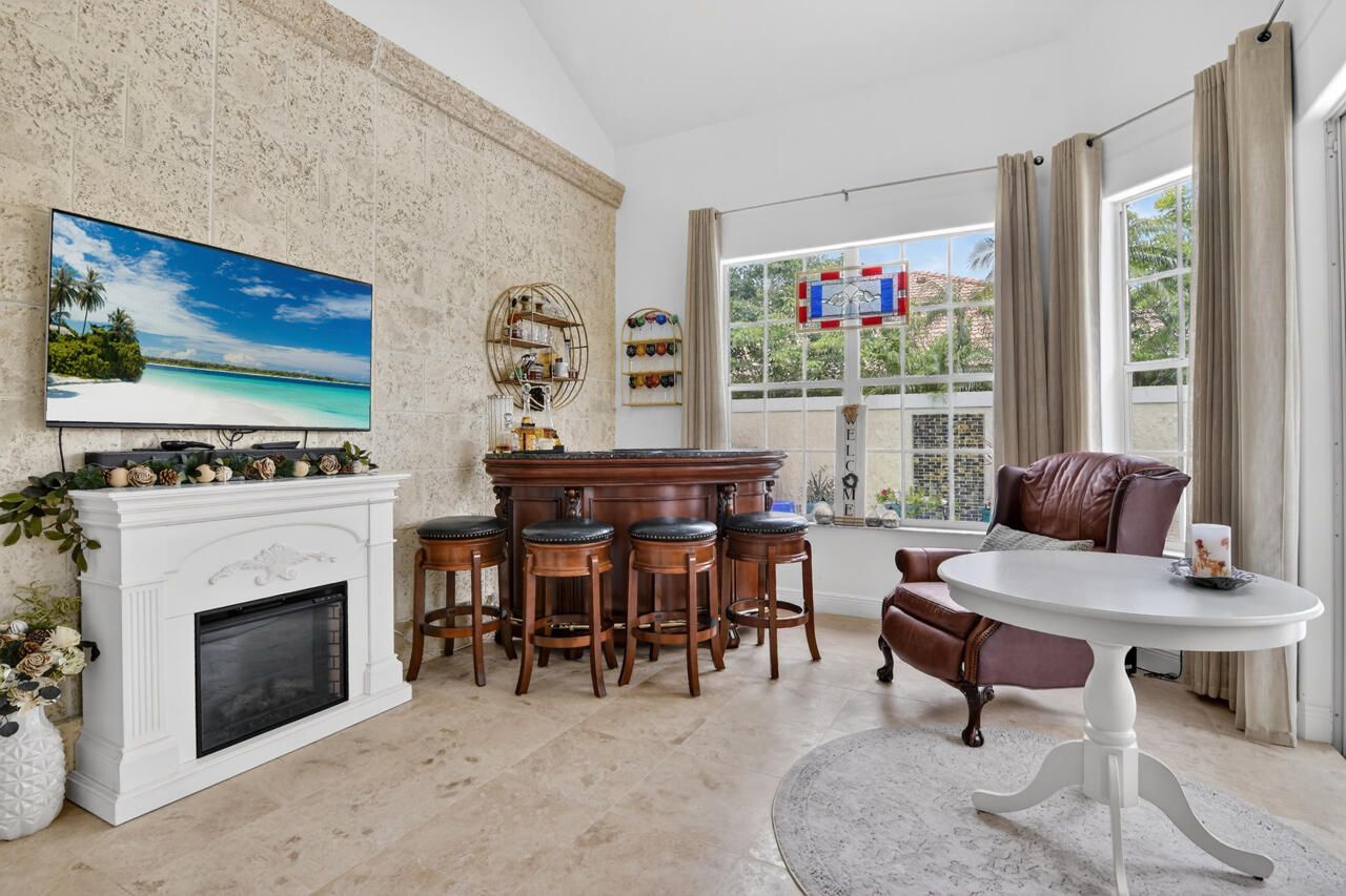 32 Monterey Pointe Drive, Palm Beach Gardens, FL 33418 Photo