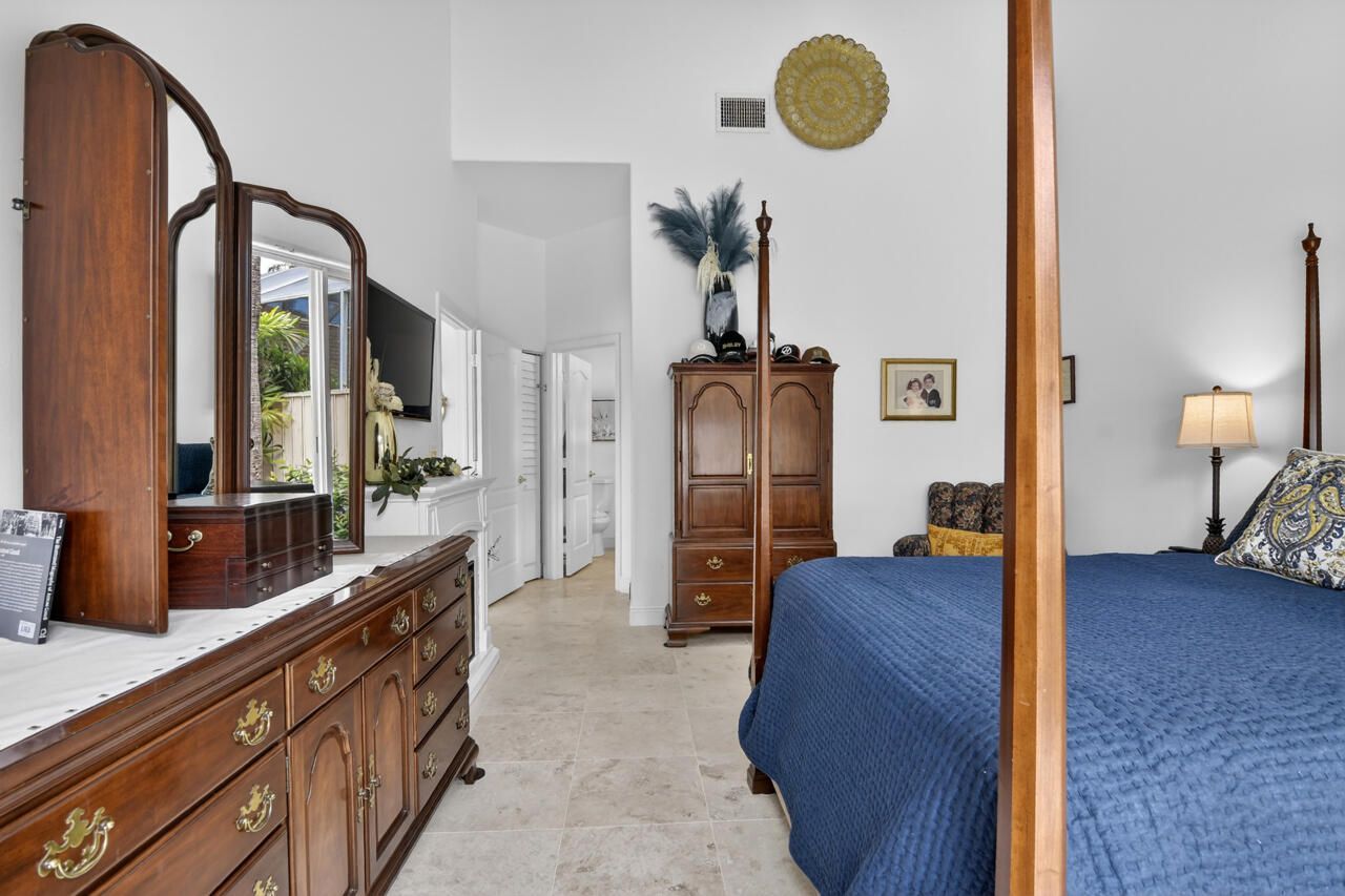 32 Monterey Pointe Drive, Palm Beach Gardens, FL 33418 Photo