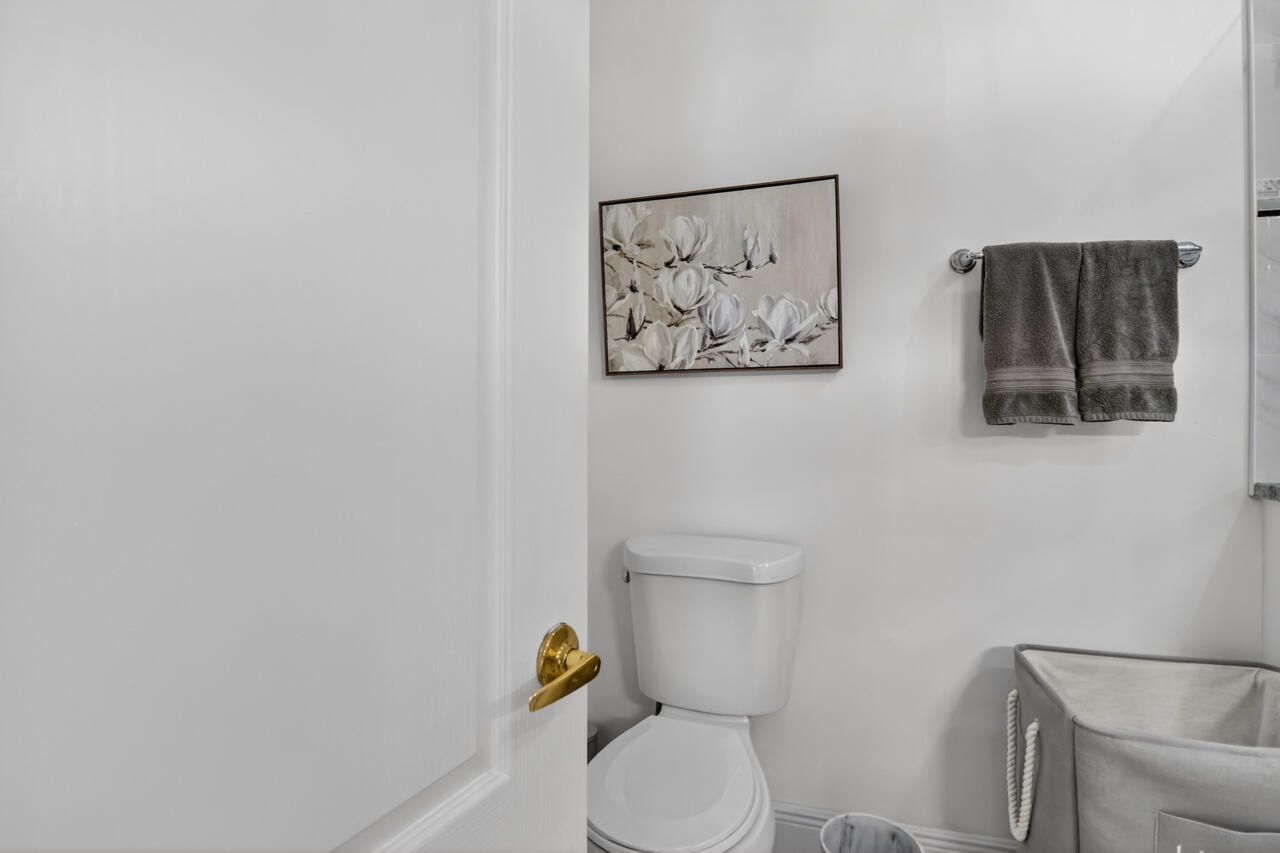 32 Monterey Pointe Drive, Palm Beach Gardens, FL 33418 Photo