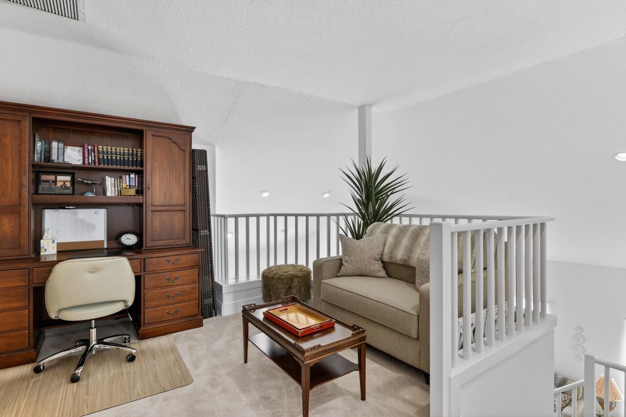 32 Monterey Pointe Drive, Palm Beach Gardens, FL 33418 Photo