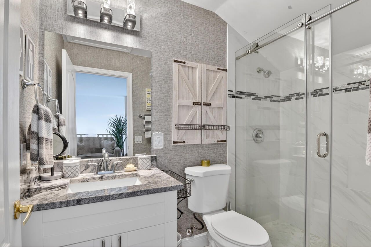 32 Monterey Pointe Drive, Palm Beach Gardens, FL 33418 Photo
