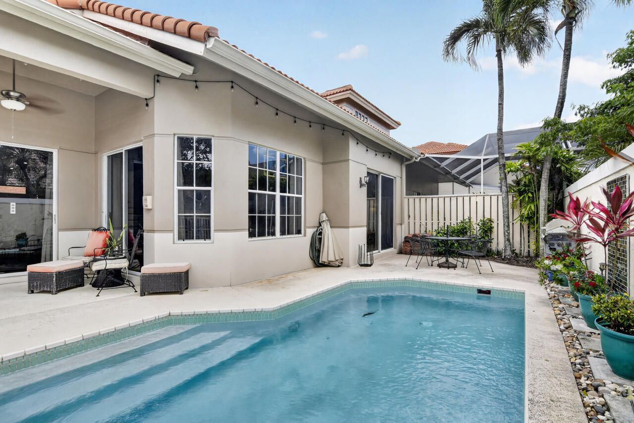 32 Monterey Pointe Drive, Palm Beach Gardens, FL 33418 Photo