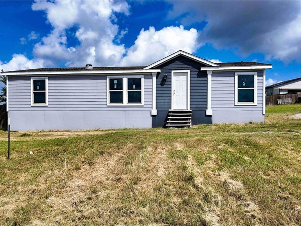136 Alameda DR, Cedar Creek, TX 78612