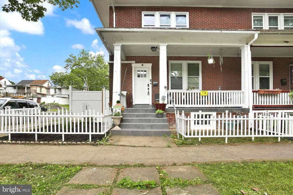 1961 Chestnut Street, Harrisburg, PA 17104 Main Photo
