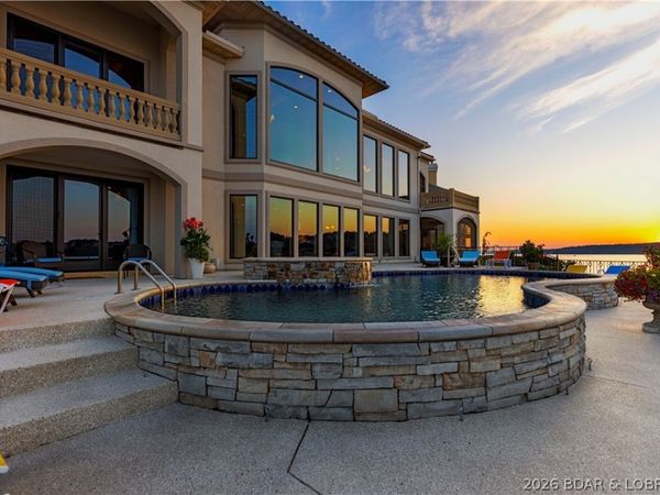1000 Las Campanas , Porto Cima, MO 65079