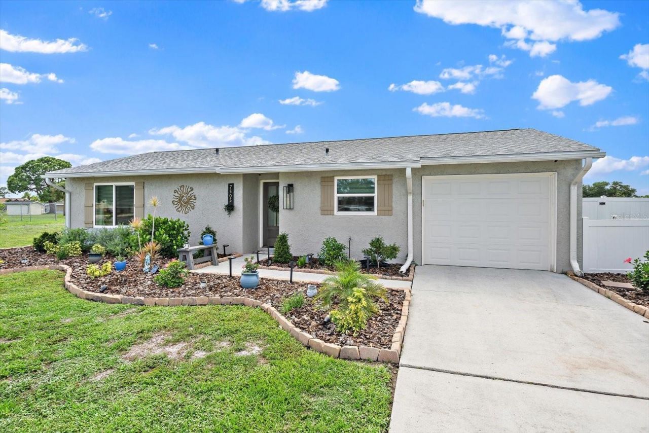 7505 Wexford Street, North Port, FL 34287 Photo
