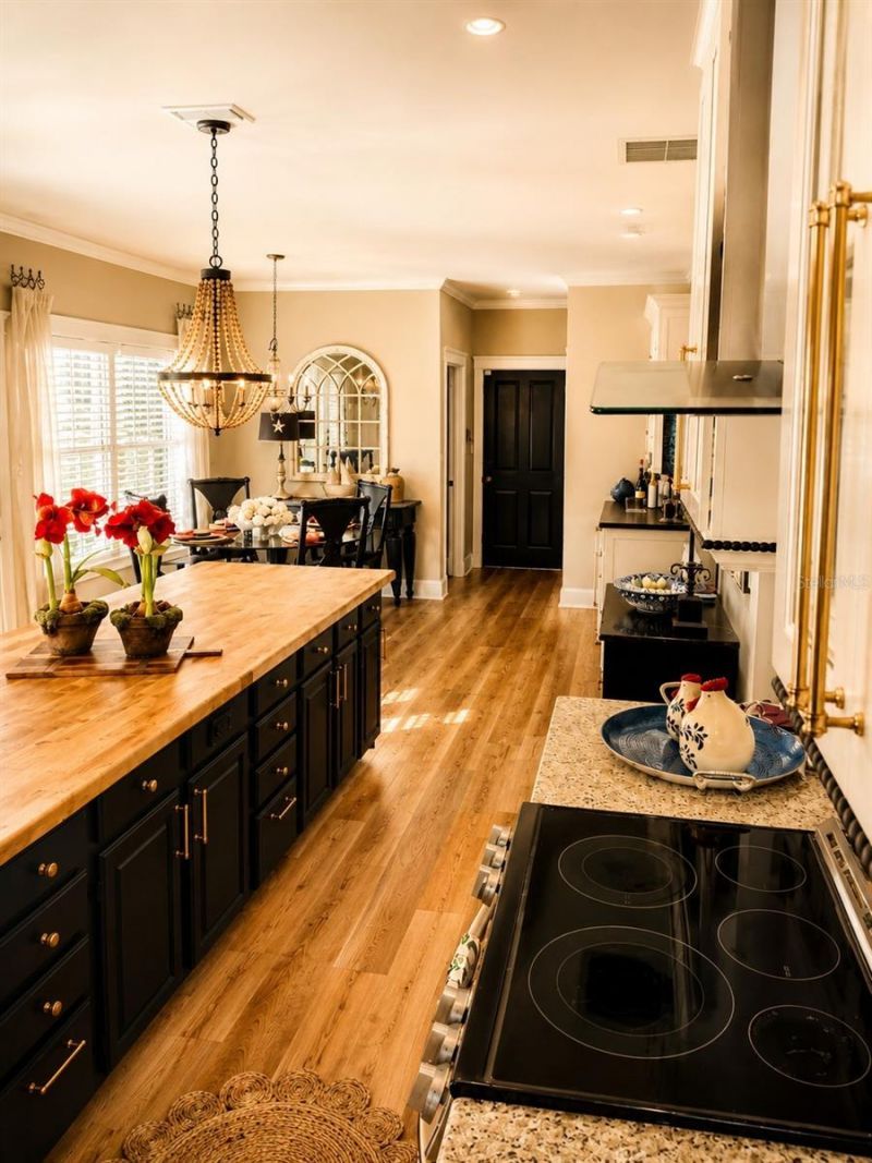 3922 NW 69th Street , Gainesville, FL 32606 Photo