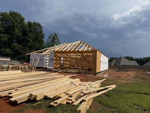 690 Jones, Columbus, MS 39702