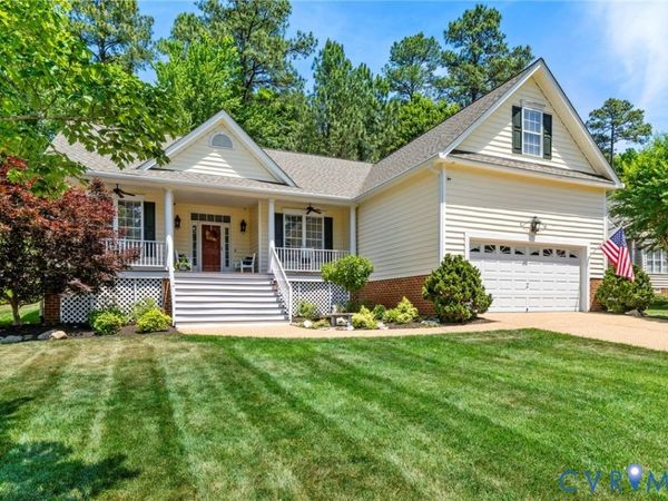 8825 Torrey Pines Drive , Chesterfield, VA 23832