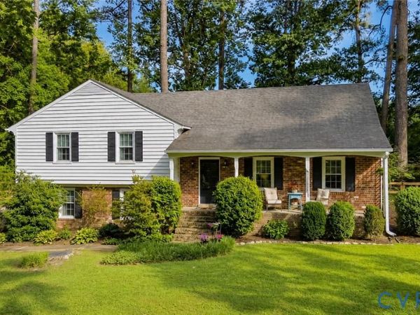1911 Hickstead Road , North Chesterfield, VA 23236