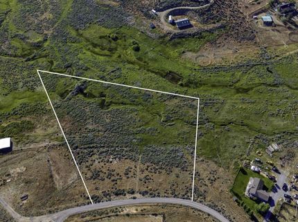 954 Meadow View Lane, Chilcoot, CA 96105 Photo