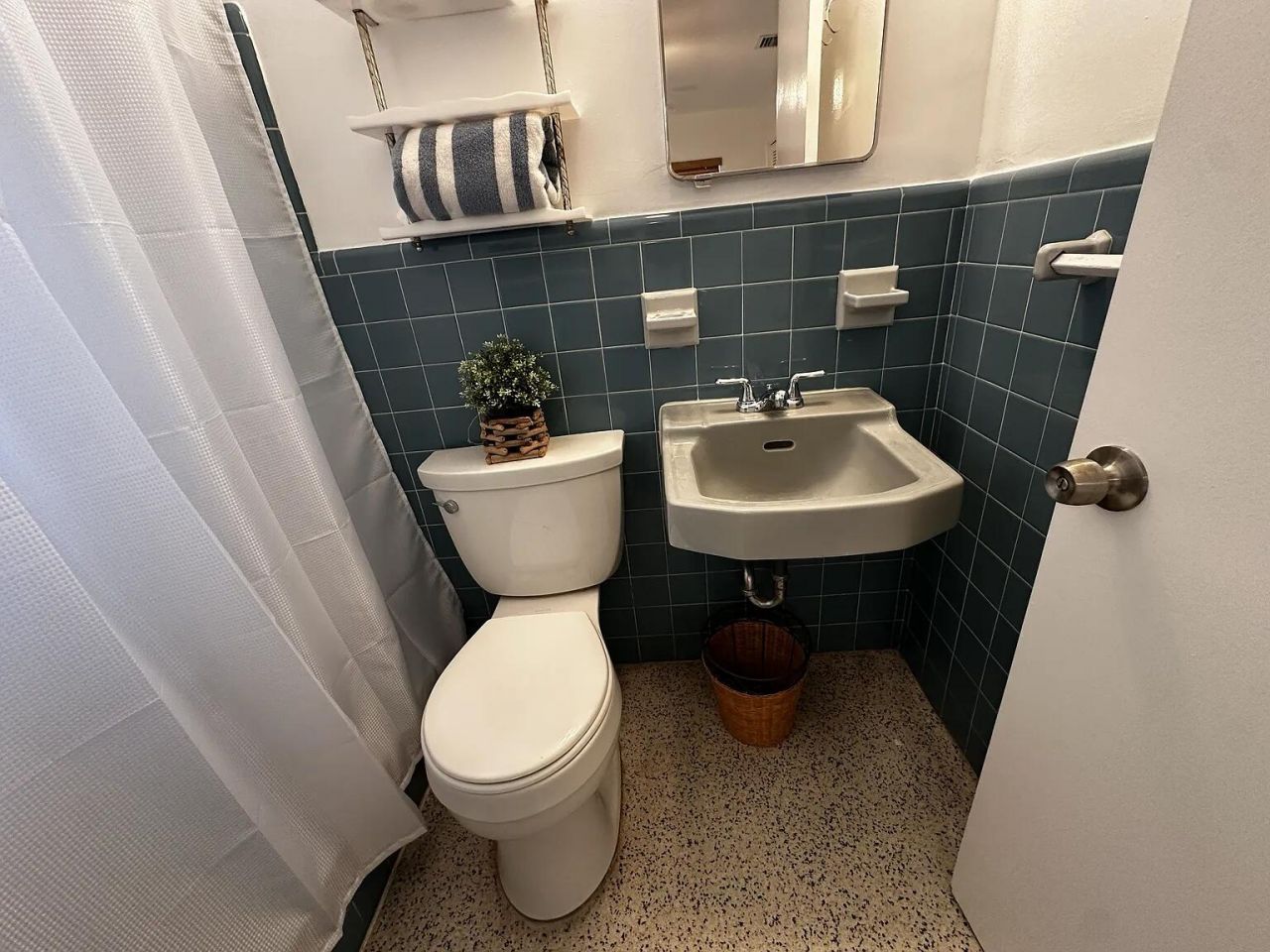 950 E Dayton Circle, Fort Lauderdale, FL 33312 Photo