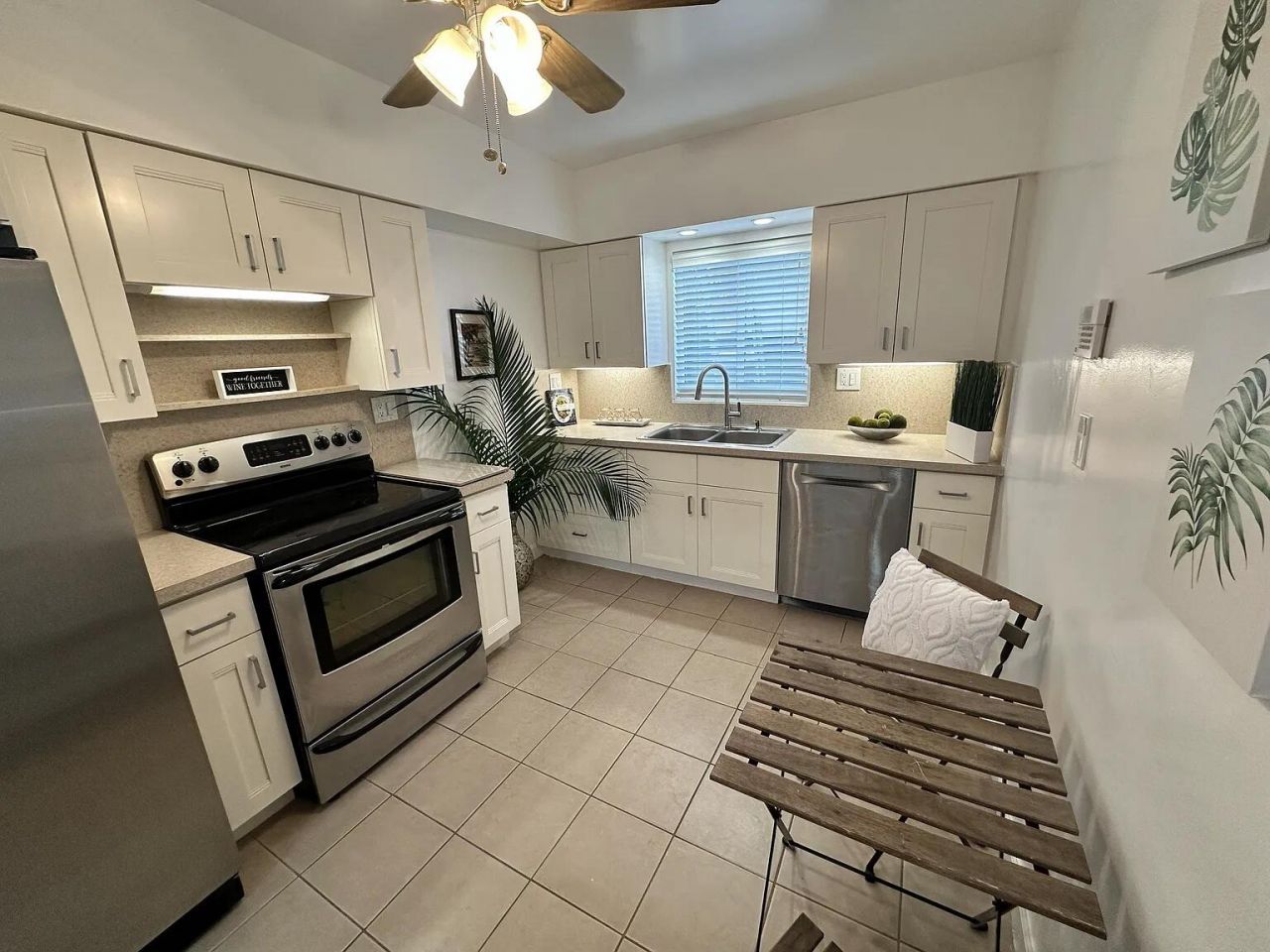 950 E Dayton Circle, Fort Lauderdale, FL 33312 Photo