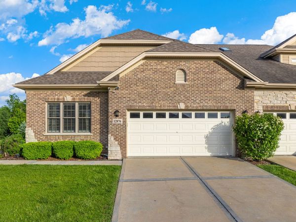 12876 Rosa Lane , Lemont, IL 60439