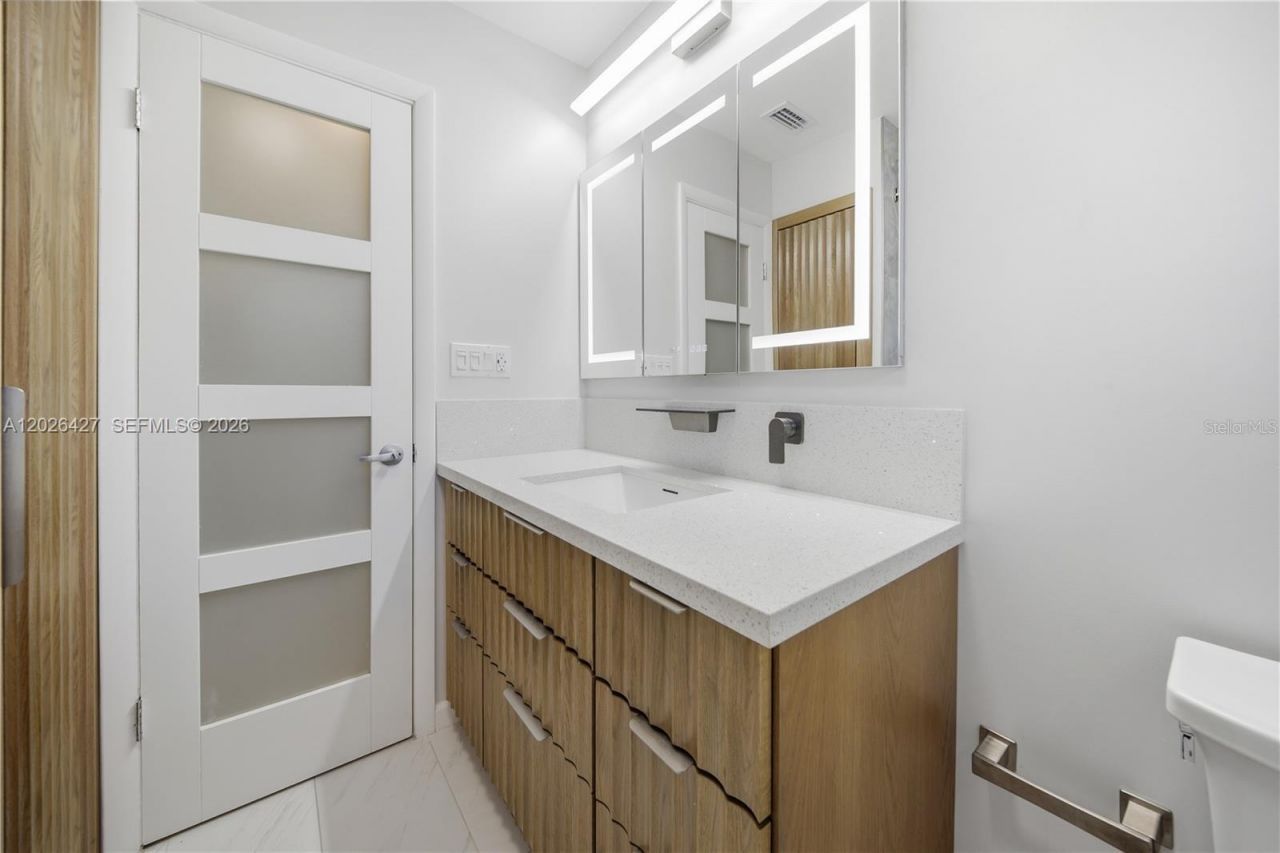 2202 N 42nd Avenue , Hollywood, FL 33021 Photo