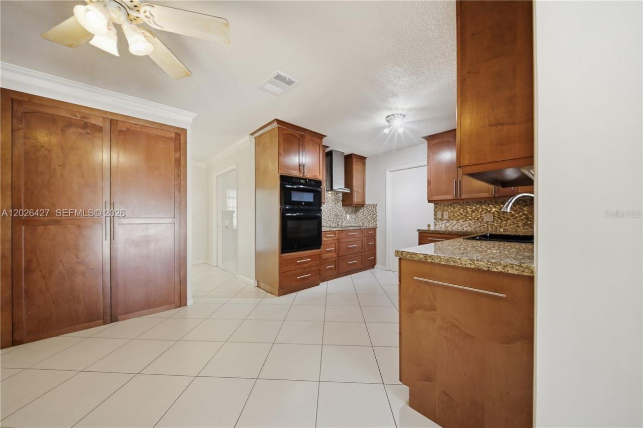2202 N 42nd Avenue , Hollywood, FL 33021 Photo