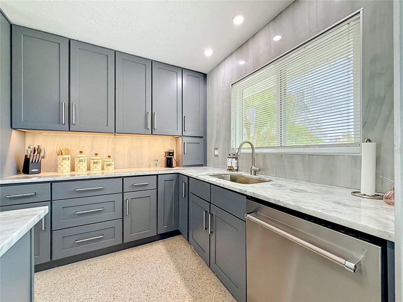 5083 41st Street S, Saint Petersburg, FL 33711 Photo