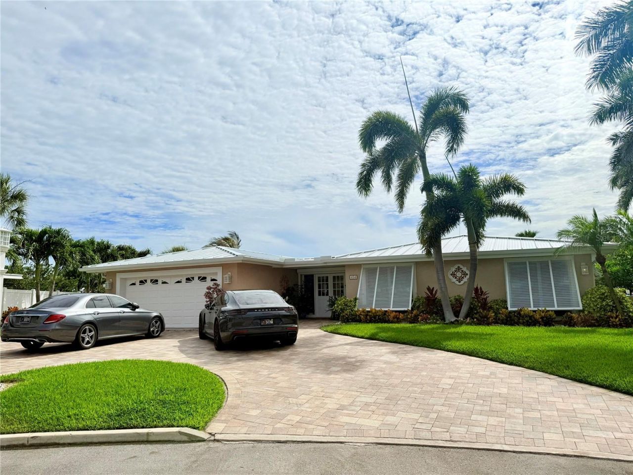 454 1st Street W, Tierra Verde, FL 33715 Photo