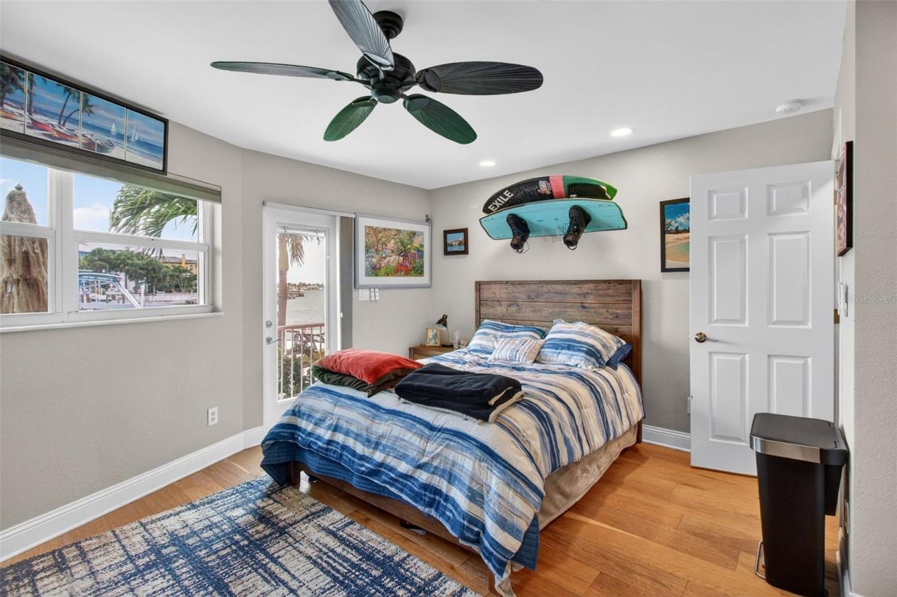 454 1st Street W, Tierra Verde, FL 33715 Photo