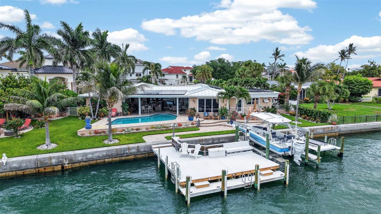 454 1st Street W, Tierra Verde, FL 33715 Photo