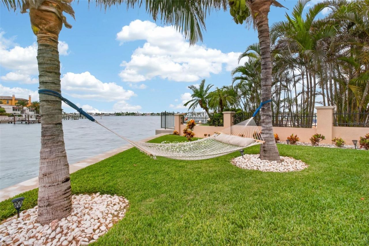 454 1st Street W, Tierra Verde, FL 33715 Photo