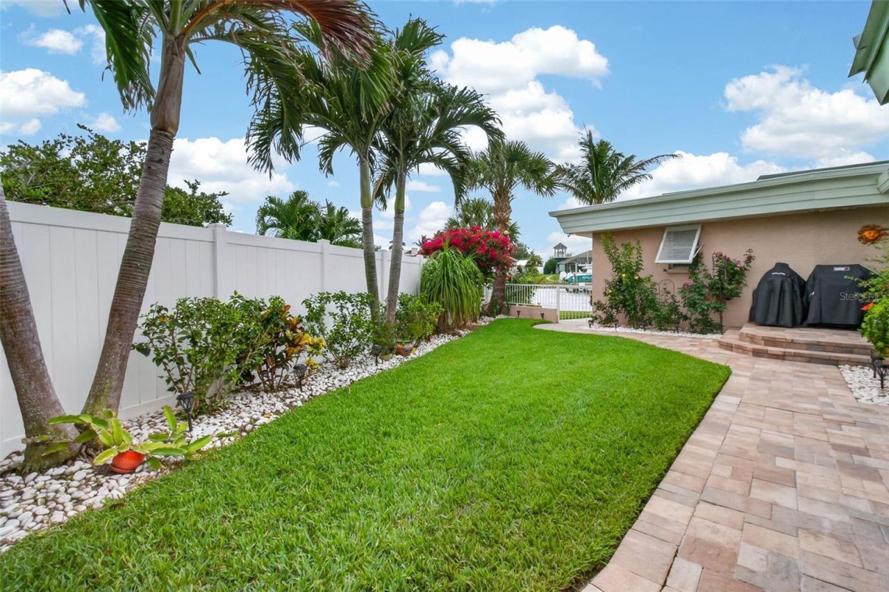 454 1st Street W, Tierra Verde, FL 33715 Photo