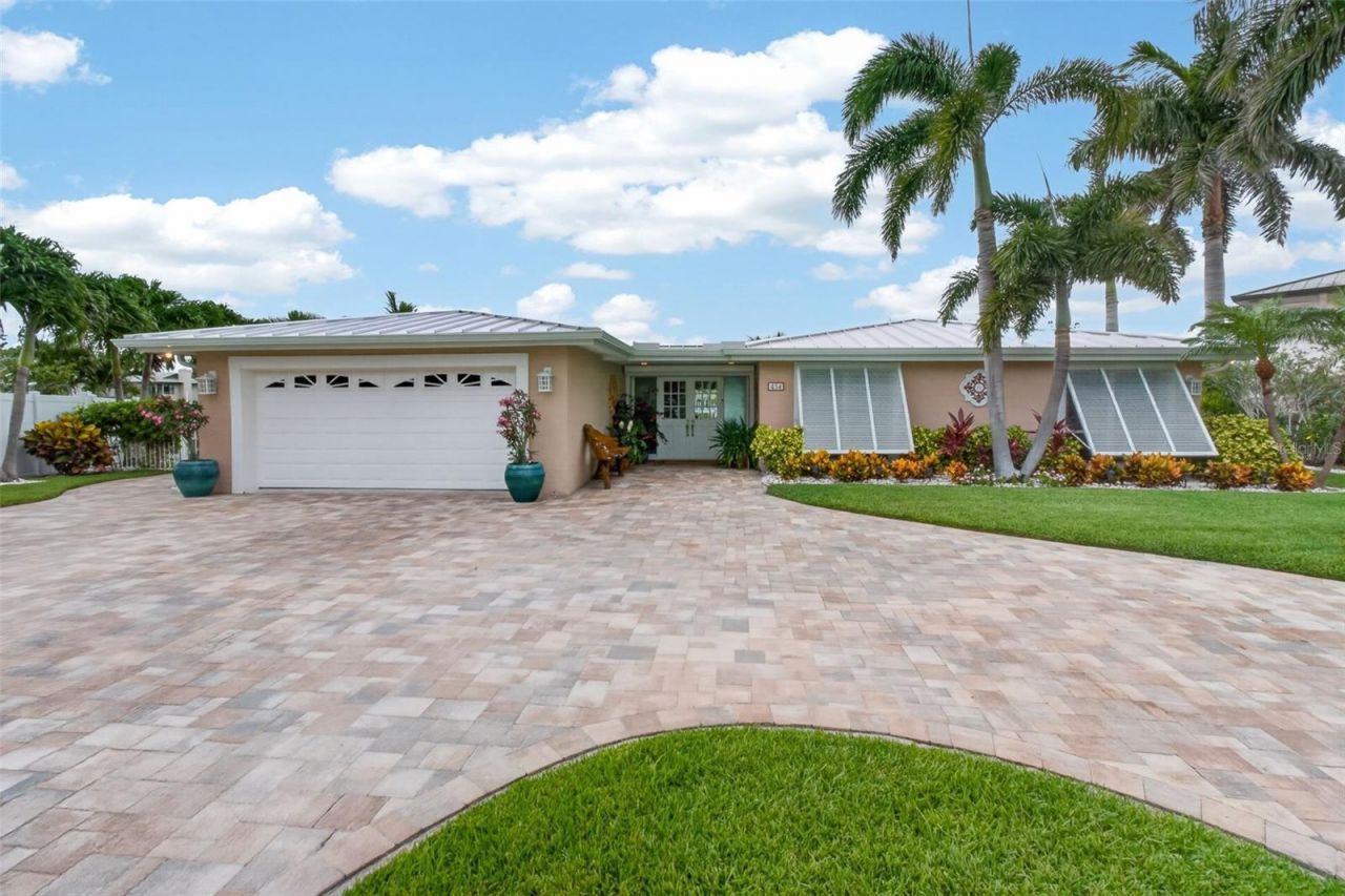 454 1st Street W, Tierra Verde, FL 33715 Photo