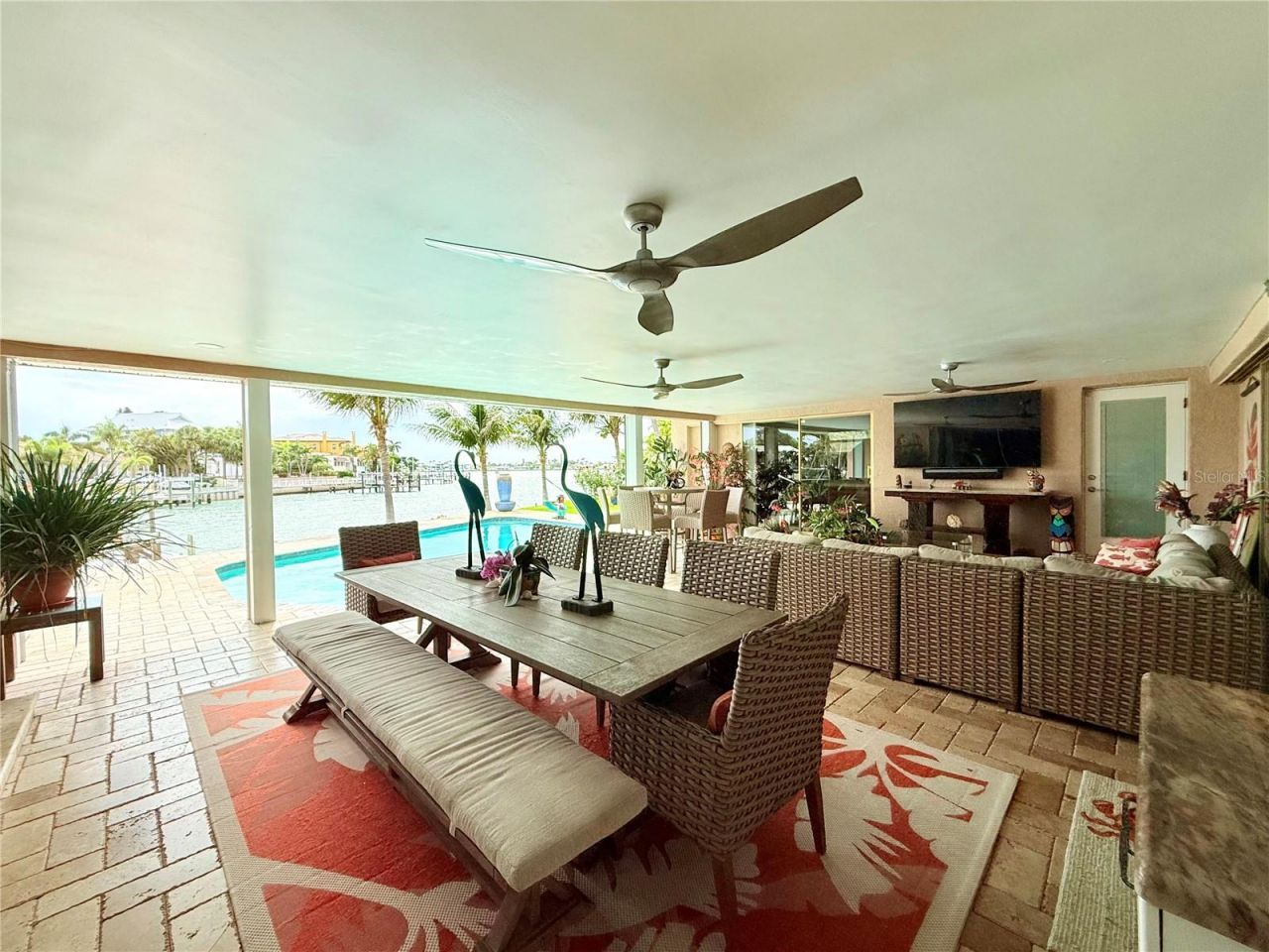 454 1st Street W, Tierra Verde, FL 33715 Photo
