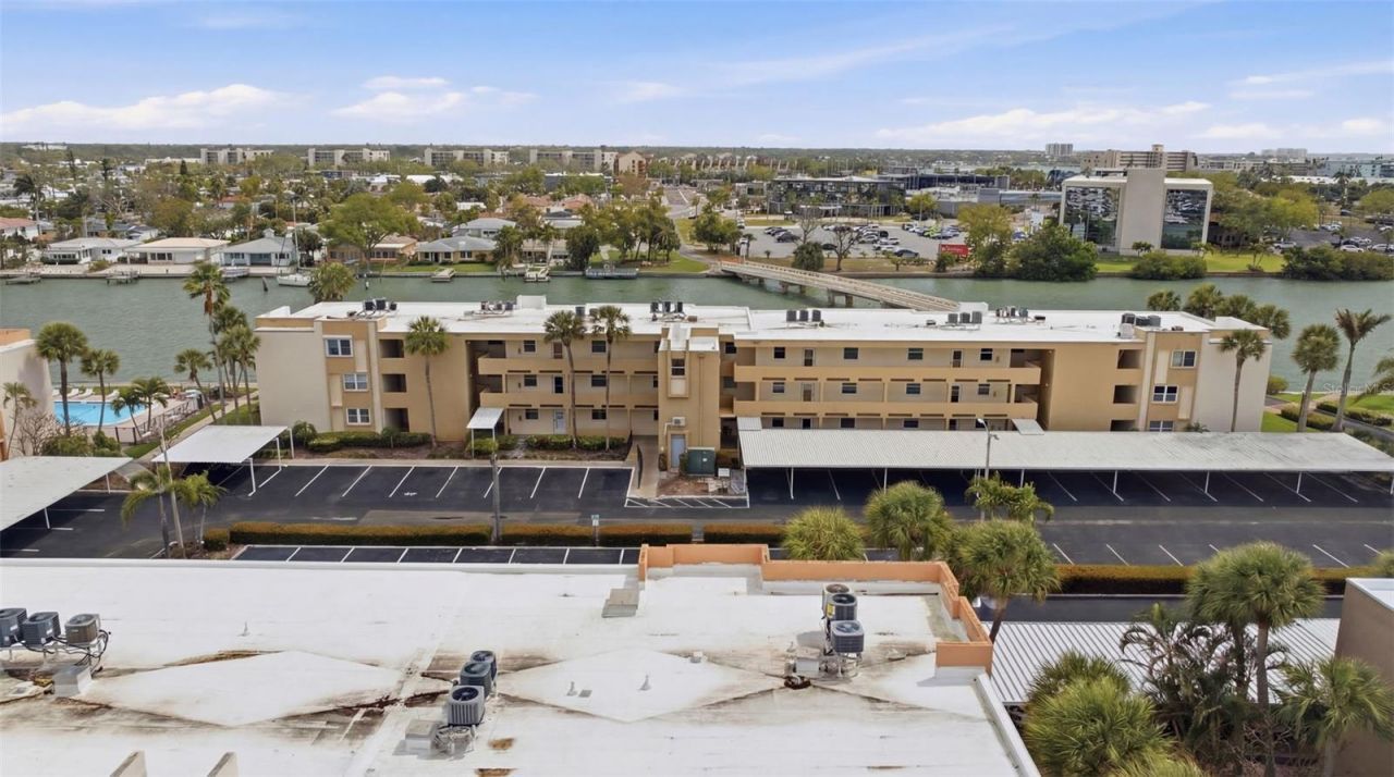 7465 Bay Island Drive S, Unit 112, South Pasadena, FL 33707 Photo