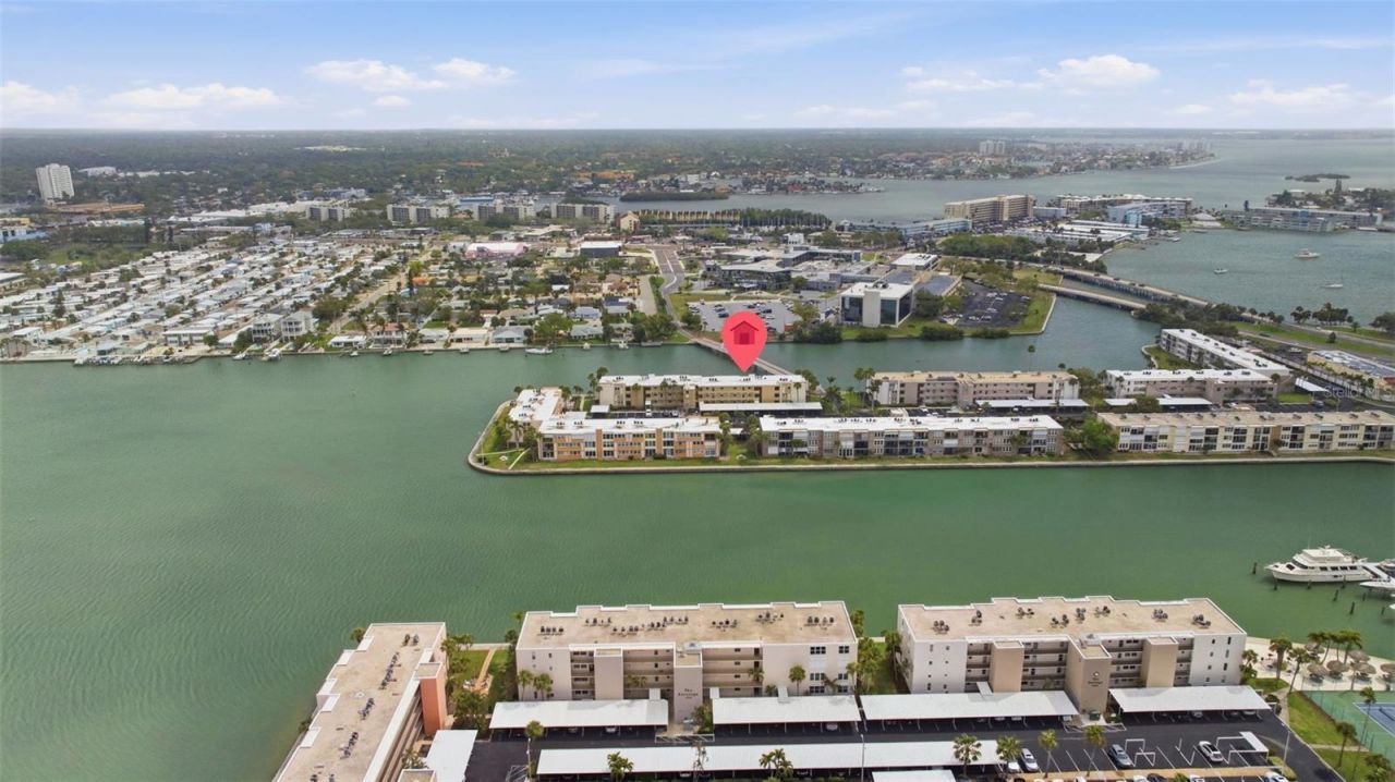7465 Bay Island Drive S, Unit 112, South Pasadena, FL 33707 Photo