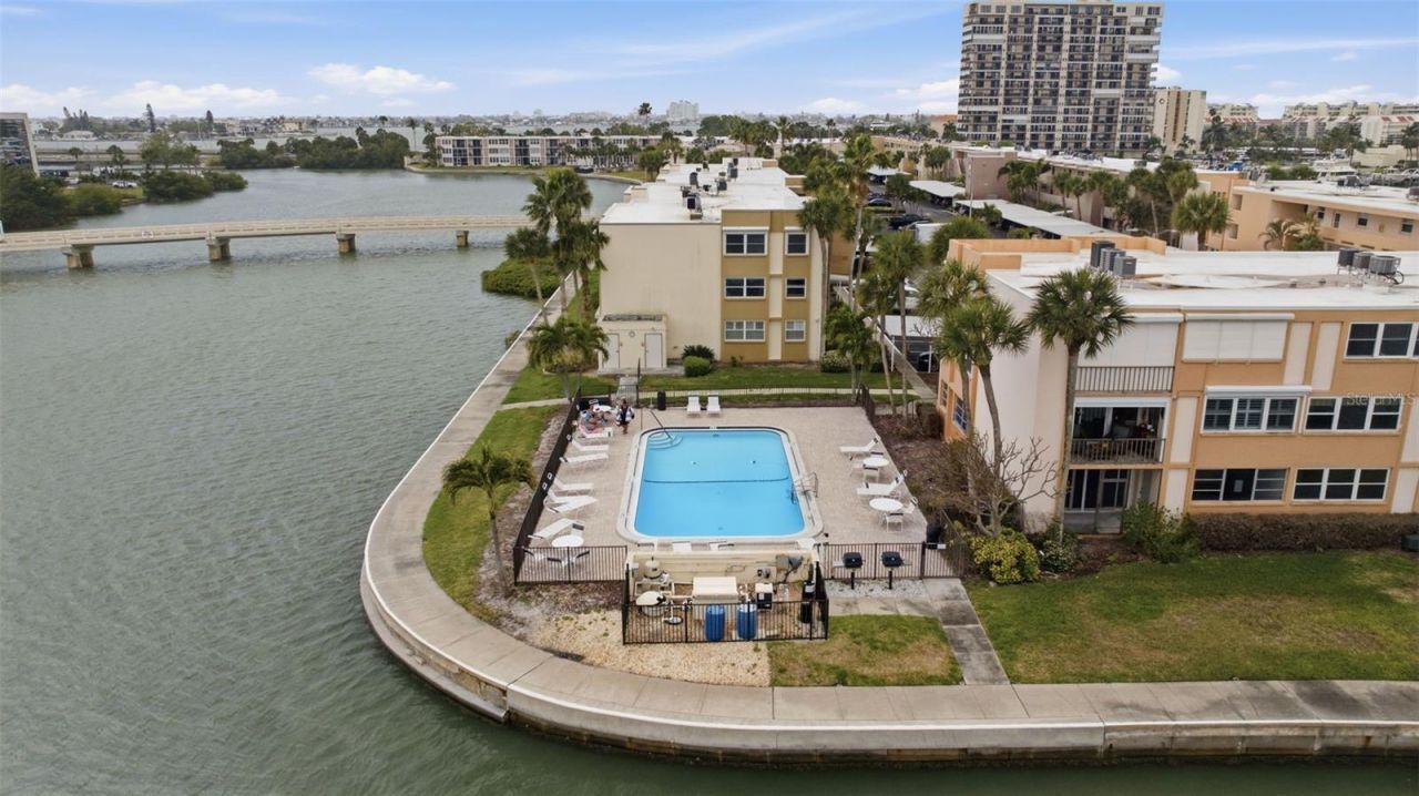7465 Bay Island Drive S, Unit 112, South Pasadena, FL 33707 Photo